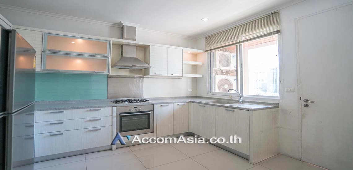 unitBig Balcony, Pet friendly |  3 Bedrooms  Apartment For Rent in Sukhumvit, Bangkok  near BTS Phrom Phong (19237)
