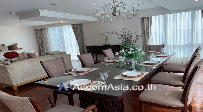 Big Balcony, Pet friendly |  3 Bedrooms  Apartment For Rent in Sukhumvit, Bangkok  near BTS Phrom Phong (29240)