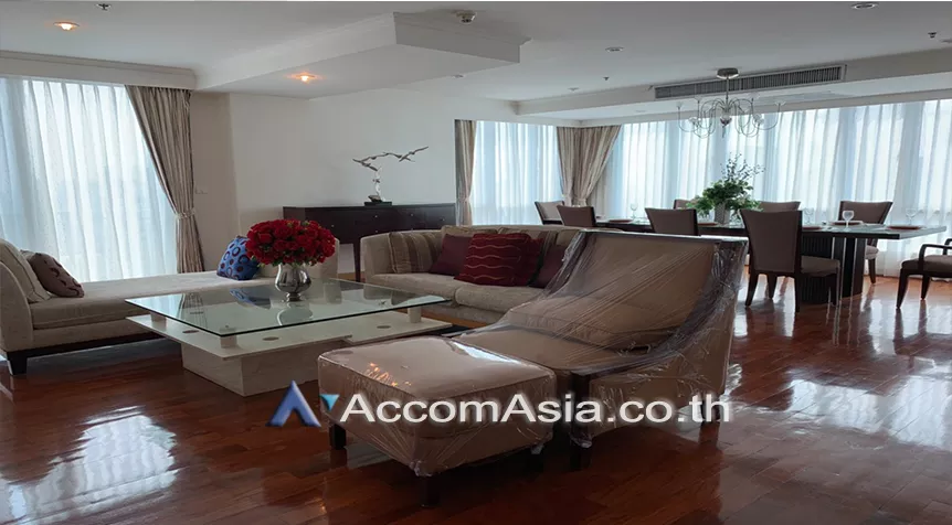 unitBig Balcony, Pet friendly |  3 Bedrooms  Apartment For Rent in Sukhumvit, Bangkok  near BTS Phrom Phong (29240)
