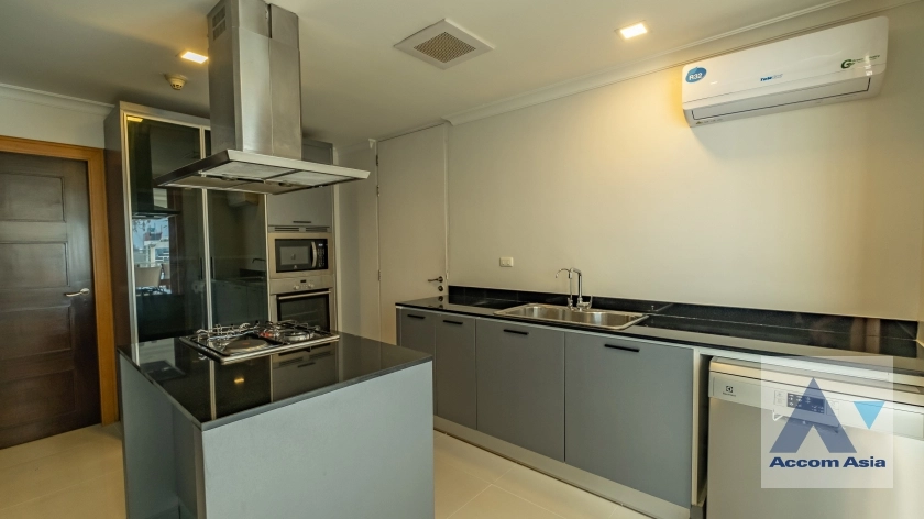 10  4 br Apartment For Rent in Sukhumvit ,Bangkok BTS Phrom Phong at Kids Friendly Space, Walk to BTS 450m 19242