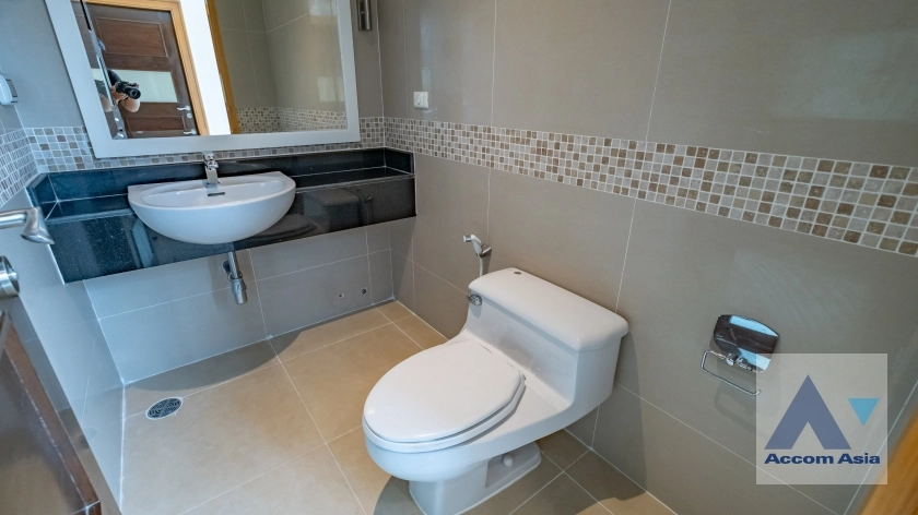 12  4 br Apartment For Rent in Sukhumvit ,Bangkok BTS Phrom Phong at Kids Friendly Space, Walk to BTS 450m 19242