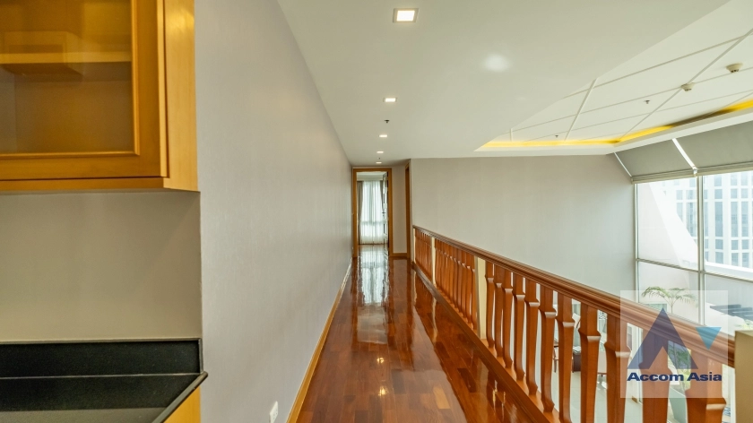 15  4 br Apartment For Rent in Sukhumvit ,Bangkok BTS Phrom Phong at Kids Friendly Space, Walk to BTS 450m 19242