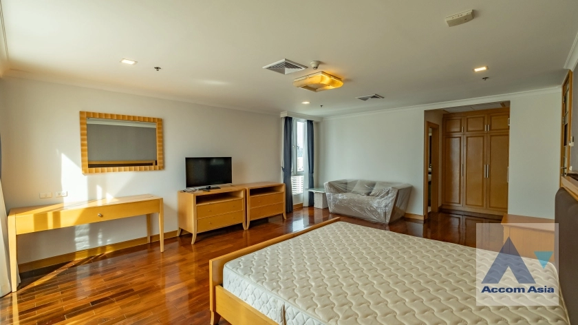 16  4 br Apartment For Rent in Sukhumvit ,Bangkok BTS Phrom Phong at Kids Friendly Space, Walk to BTS 450m 19242