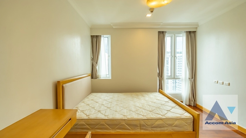 24  4 br Apartment For Rent in Sukhumvit ,Bangkok BTS Phrom Phong at Kids Friendly Space, Walk to BTS 450m 19242