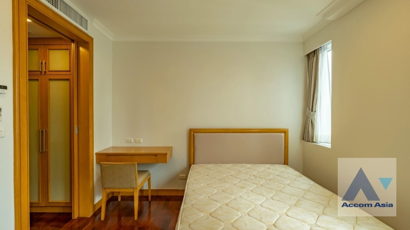 26  4 br Apartment For Rent in Sukhumvit ,Bangkok BTS Phrom Phong at Kids Friendly Space, Walk to BTS 450m 19242