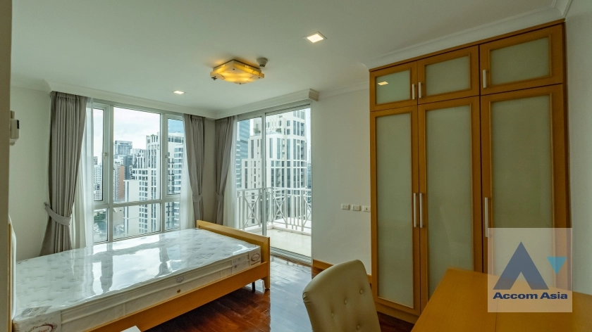 31  4 br Apartment For Rent in Sukhumvit ,Bangkok BTS Phrom Phong at Kids Friendly Space, Walk to BTS 450m 19242