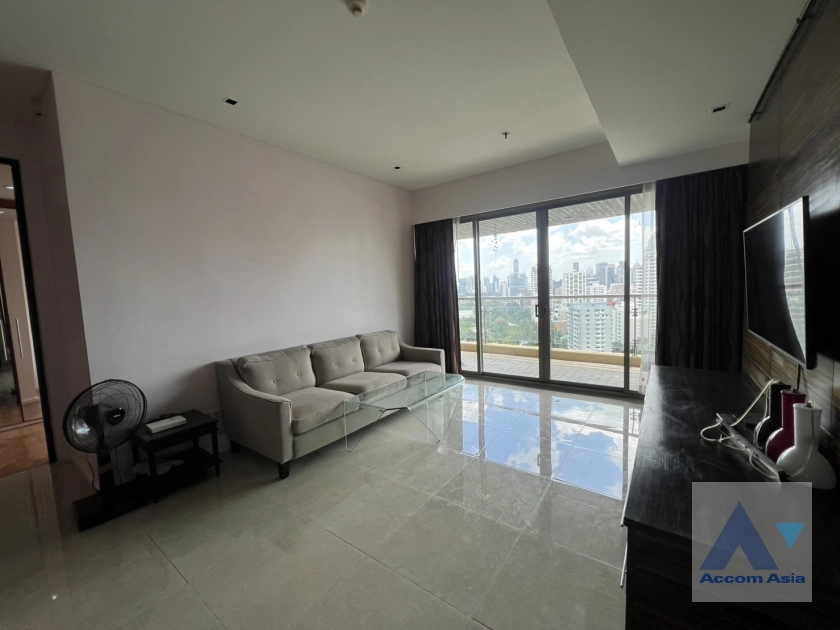 Big Balcony, Pet friendly |  The Lakes Condominium  2 Bedroom for Rent MRT Sukhumvit in Sukhumvit Bangkok