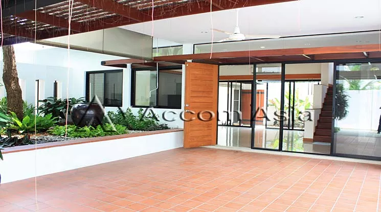 unitPrivate Swimming Pool |  4 Bedrooms  House For Rent in Sukhumvit, Bangkok  near BTS Thong Lo (69270)