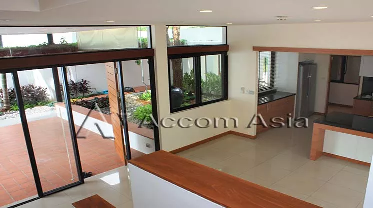 7  4 br House For Rent in Sukhumvit ,Bangkok BTS Thong Lo at A Peaceful Garden House 69270