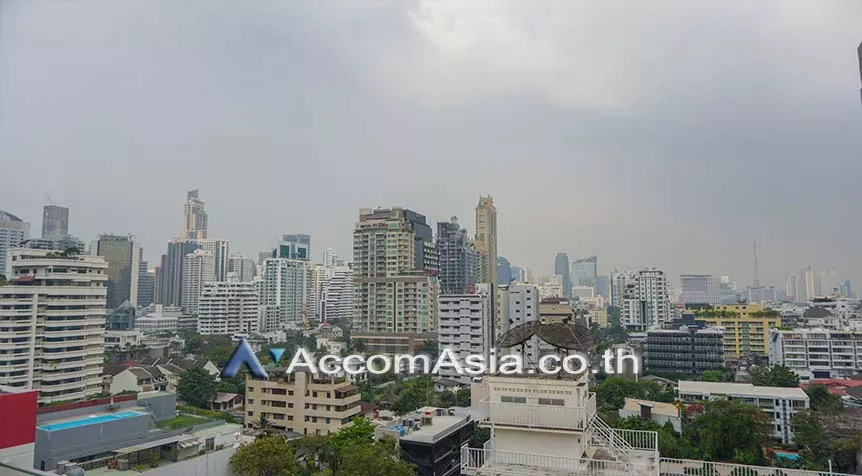unit 3 Bedrooms  Apartment For Rent & Sale in Sukhumvit, Bangkok  near BTS Phrom Phong (19272)