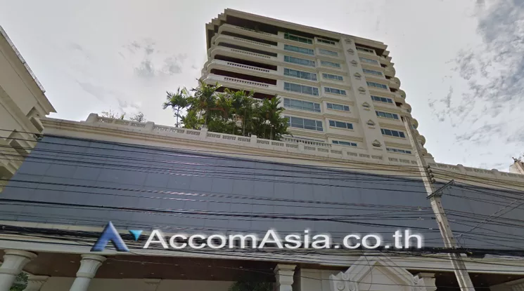  2  4 br Apartment For Rent in Sukhumvit ,Bangkok BTS Phrom Phong at High rise building 19273