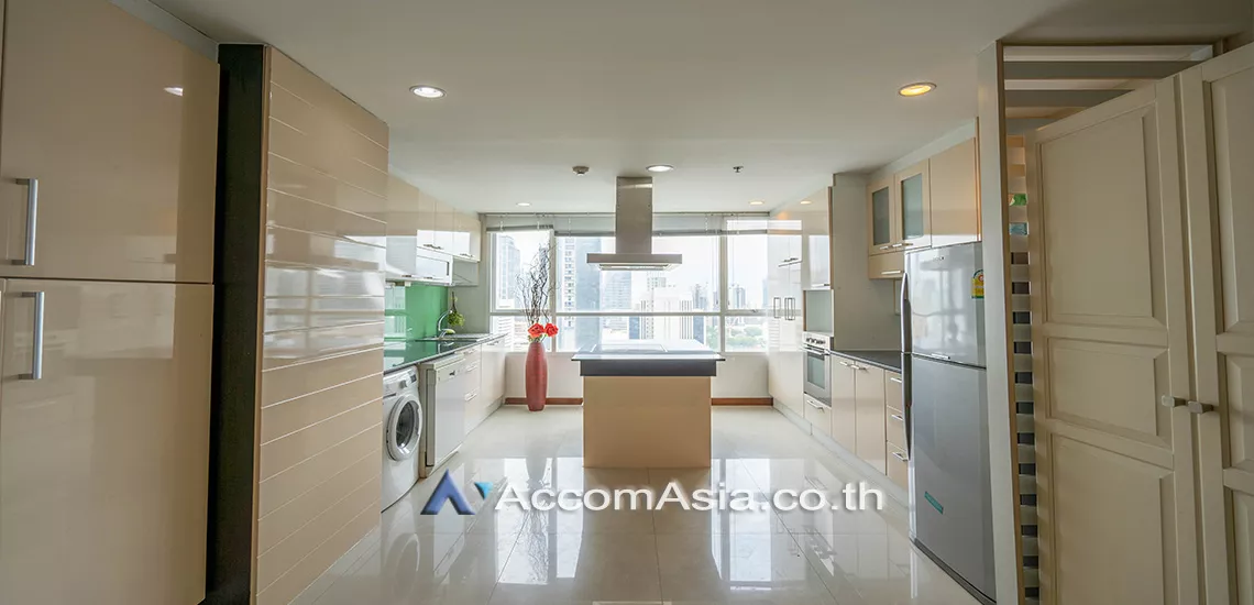  1  3 br Condominium For Rent in Ploenchit ,Bangkok BTS Chitlom at Urbana Langsuan 29282