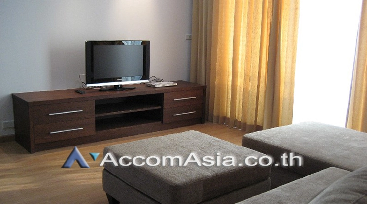 unit 2 Bedrooms  Condominium For Rent in Silom, Bangkok  near BTS Sala Daeng - MRT Silom (29288)