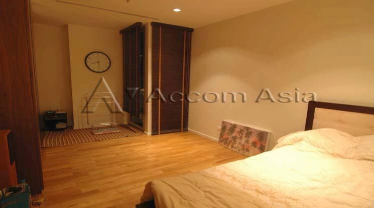 6  3 br Condominium For Rent in Silom ,Bangkok BTS Sala Daeng - MRT Silom at The Legend Saladaeng 29375