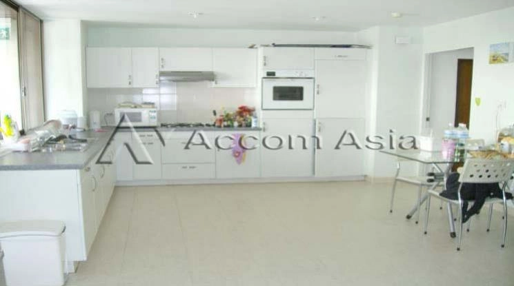 5  3 br Apartment For Rent in Sukhumvit ,Bangkok BTS Phrom Phong at A whole floor residence 19448