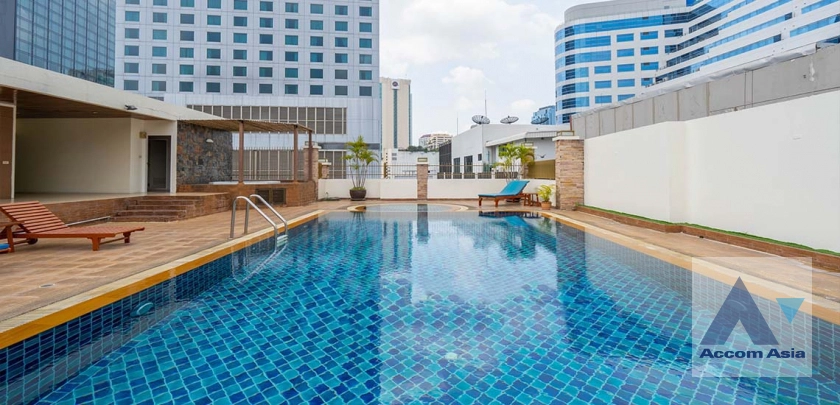 Pet friendly |  Easy to access BTS and MRT Apartment  3 Bedroom for Rent MRT Sukhumvit in Sukhumvit Bangkok