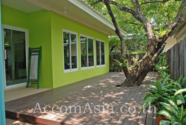 8  3 br House For Rent in sukhumvit ,Bangkok BTS Ekkamai 49457