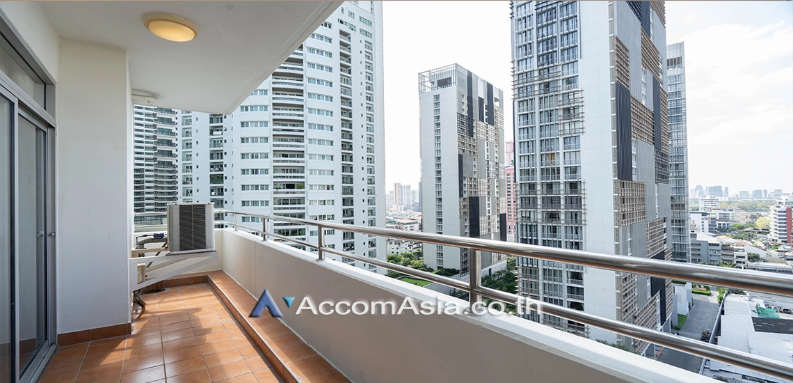 unitPet friendly |  3 Bedrooms  Apartment For Rent in Sukhumvit, Bangkok  near BTS Phrom Phong (19465)
