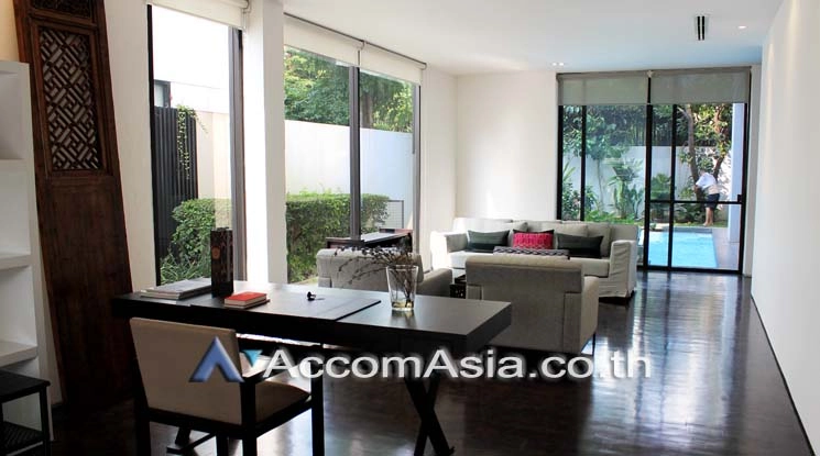 unitPrivate Swimming Pool, Pet friendly |  4 Bedrooms  House For Rent in Sukhumvit, Bangkok  near BTS Thong Lo (109501)