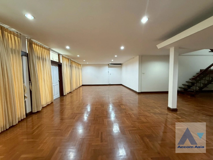 6  3 br House for rent and sale in Sukhumvit ,Bangkok BTS Phrom Phong 99503
