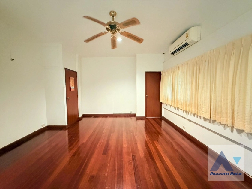 10  3 br House for rent and sale in Sukhumvit ,Bangkok BTS Phrom Phong 99503