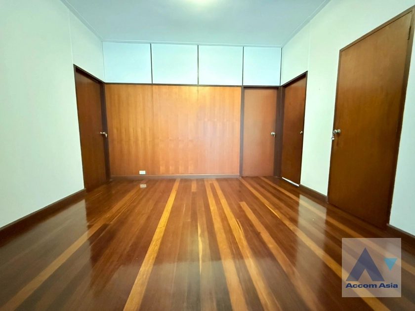 18  3 br House for rent and sale in Sukhumvit ,Bangkok BTS Phrom Phong 99503