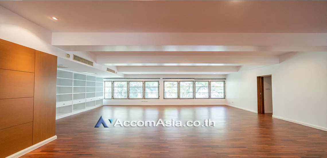 unitPet friendly |  4 Bedrooms  Apartment For Rent in Ploenchit, Bangkok  near BTS Ploenchit (1006104)