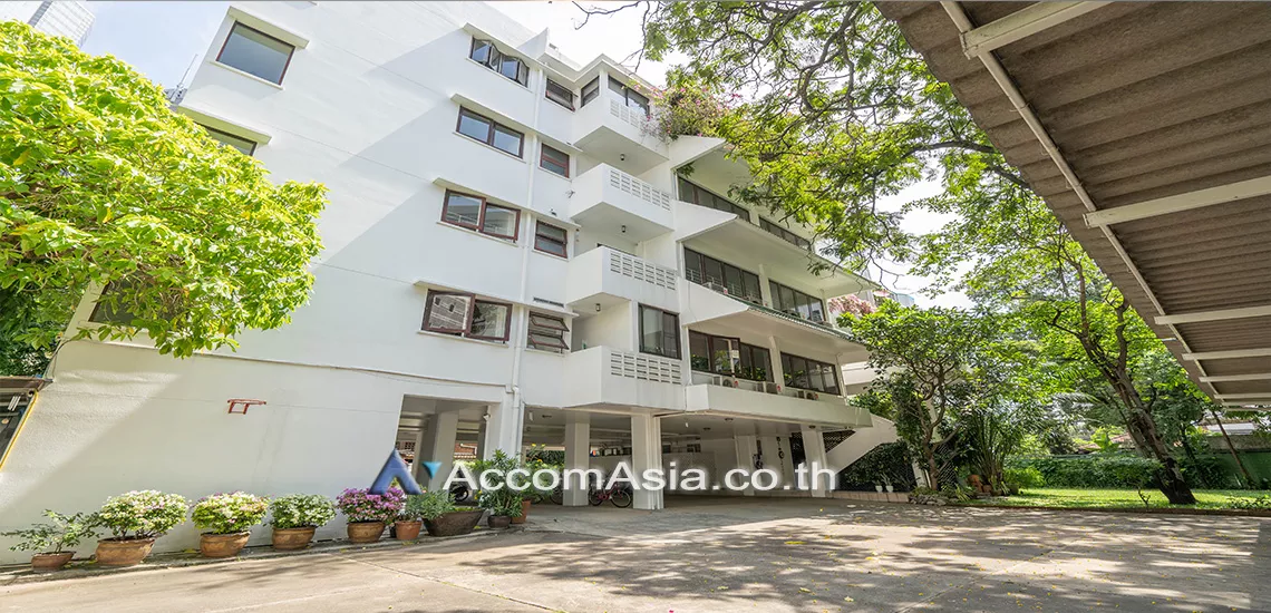 21  4 br Apartment For Rent in Ploenchit ,Bangkok BTS Ploenchit at Cozy Ploenchit Apartment 1006104