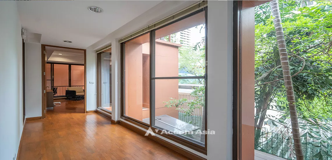 10  3 br House for rent and sale in Sukhumvit ,Bangkok BTS Phrom Phong at House in Compound 59532