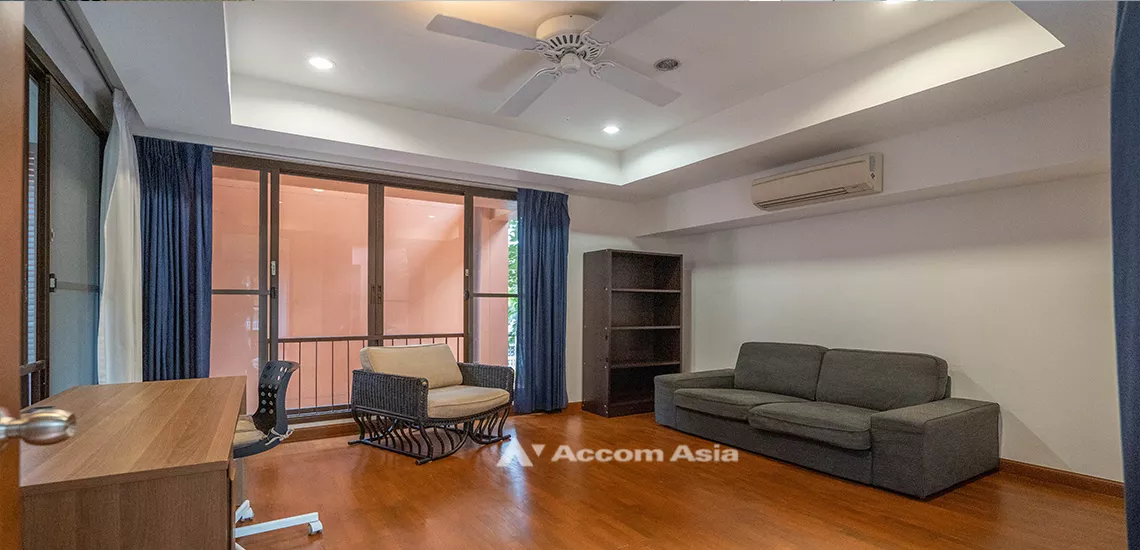 12  3 br House For Rent in Sukhumvit ,Bangkok BTS Phrom Phong at House in Compound 59532