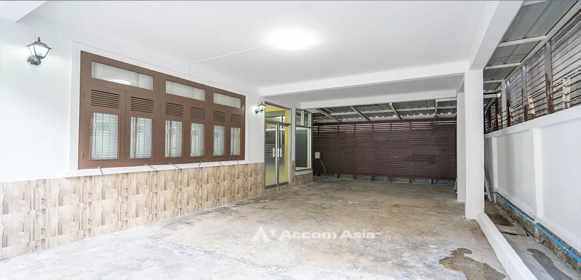 5  4 br House For Rent in Sukhumvit ,Bangkok BTS Asok - MRT Sukhumvit 99534