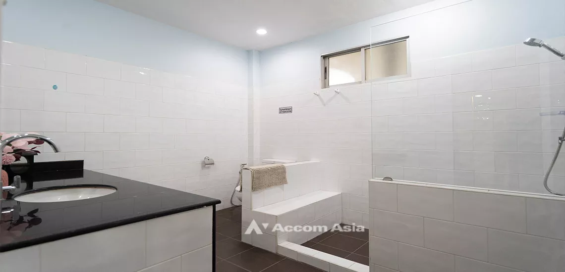 17  4 br House For Rent in Sukhumvit ,Bangkok BTS Asok - MRT Sukhumvit 99534