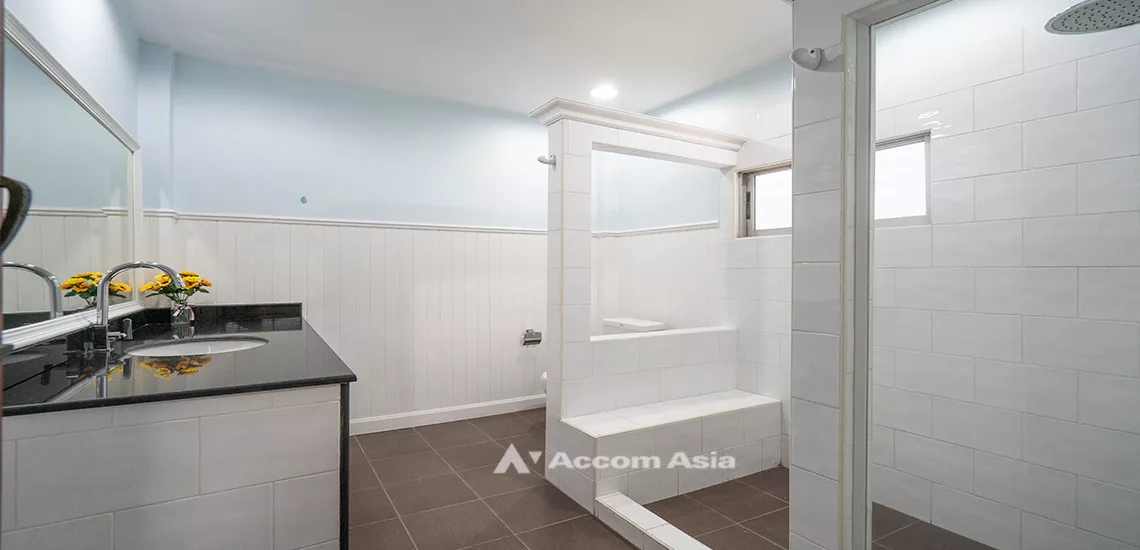 18  4 br House For Rent in Sukhumvit ,Bangkok BTS Asok - MRT Sukhumvit 99534