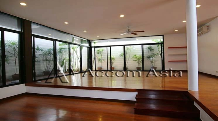 unitPrivate Swimming Pool |  4 Bedrooms  House For Rent & Sale in Sukhumvit, Bangkok  near BTS Thong Lo (59544)