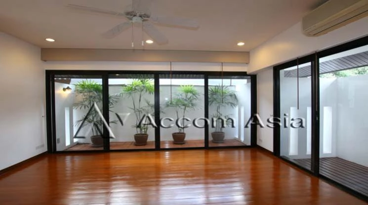 6  4 br House for rent and sale in Sukhumvit ,Bangkok BTS Thong Lo 59544
