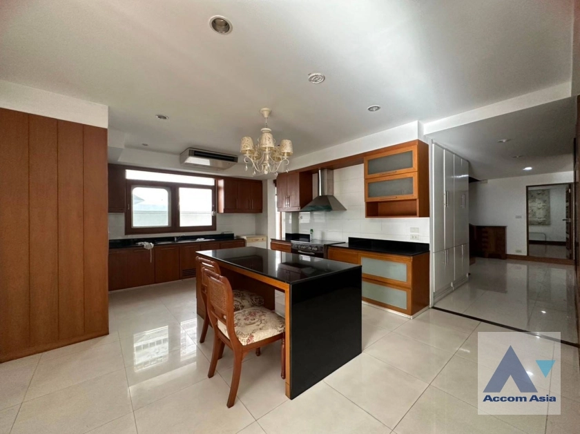 11  5 br House for rent and sale in Sukhumvit ,Bangkok BTS Ekkamai 10003601