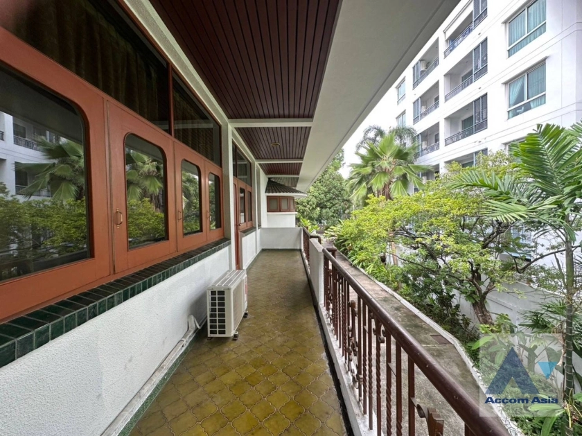 40  5 br House for rent and sale in Sukhumvit ,Bangkok BTS Ekkamai 10003601