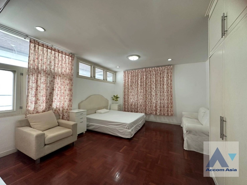 22  5 br House for rent and sale in Sukhumvit ,Bangkok BTS Ekkamai 10003601