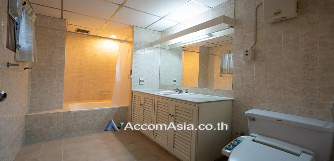 11  3 br Apartment For Rent in Sukhumvit ,Bangkok BTS Phrom Phong at Suite For Family 29592