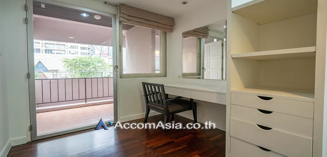 8  2 br Apartment For Rent in Ploenchit ,Bangkok BTS Ploenchit at Set among tropical atmosphere 19679
