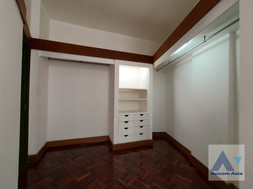 12  2 br Apartment for rent and sale in Ploenchit ,Bangkok BTS Ploenchit at Set among tropical atmosphere 19680