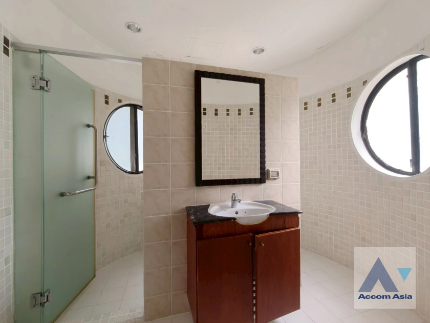 15  2 br Apartment for rent and sale in Ploenchit ,Bangkok BTS Ploenchit at Set among tropical atmosphere 19680