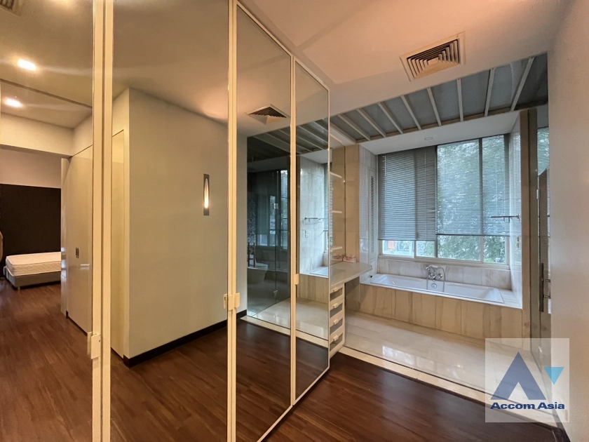 28  3 br House For Rent in Phaholyothin ,Bangkok BTS Victory Monument 69703