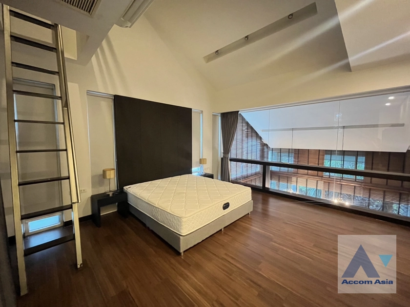 13  3 br House For Rent in Phaholyothin ,Bangkok BTS Victory Monument 69703