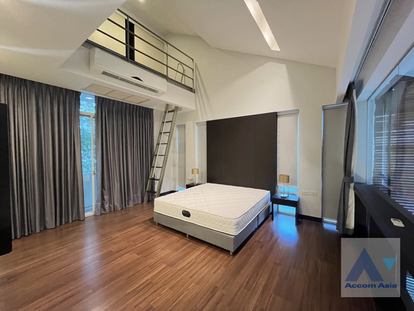 12  3 br House For Rent in phaholyothin ,Bangkok BTS Victory Monument 69703