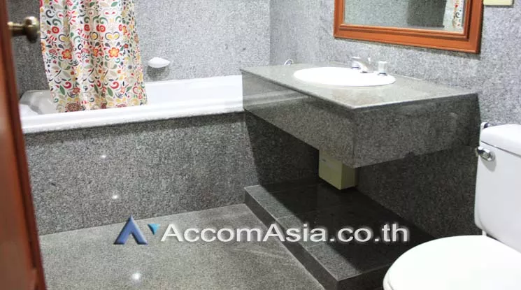 6  3 br Apartment For Rent in Sukhumvit ,Bangkok BTS Asok - MRT Sukhumvit at Perfect Apartment for Big Family, Prime Location Near Main Street 19709