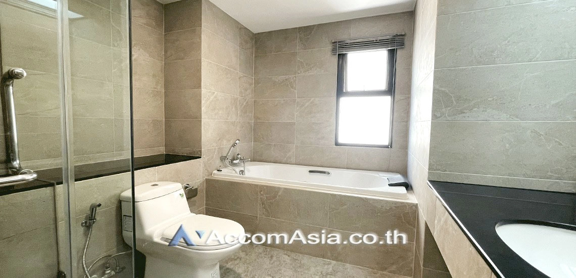 13  3 br Apartment For Rent in Sukhumvit ,Bangkok BTS Asok - MRT Sukhumvit at Perfect Apartment for Big Family, Prime Location Near Main Street 19710