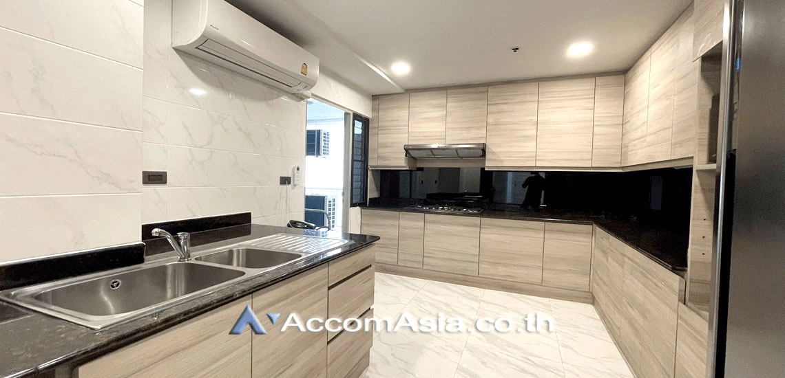 5  3 br Apartment For Rent in Sukhumvit ,Bangkok BTS Asok - MRT Sukhumvit at Perfect Apartment for Big Family, Prime Location Near Main Street 19710