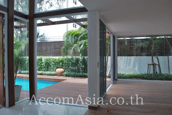 6  4 br House For Rent in Sukhumvit ,Bangkok BTS Thong Lo 69747