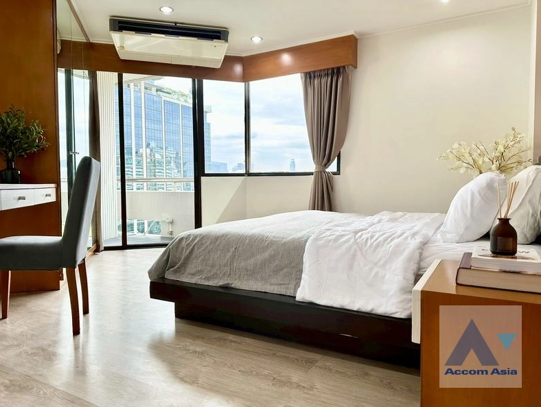 12  2 br Condominium for rent and sale in Ploenchit ,Bangkok BTS Ratchadamri at The Royal Place 1 29750